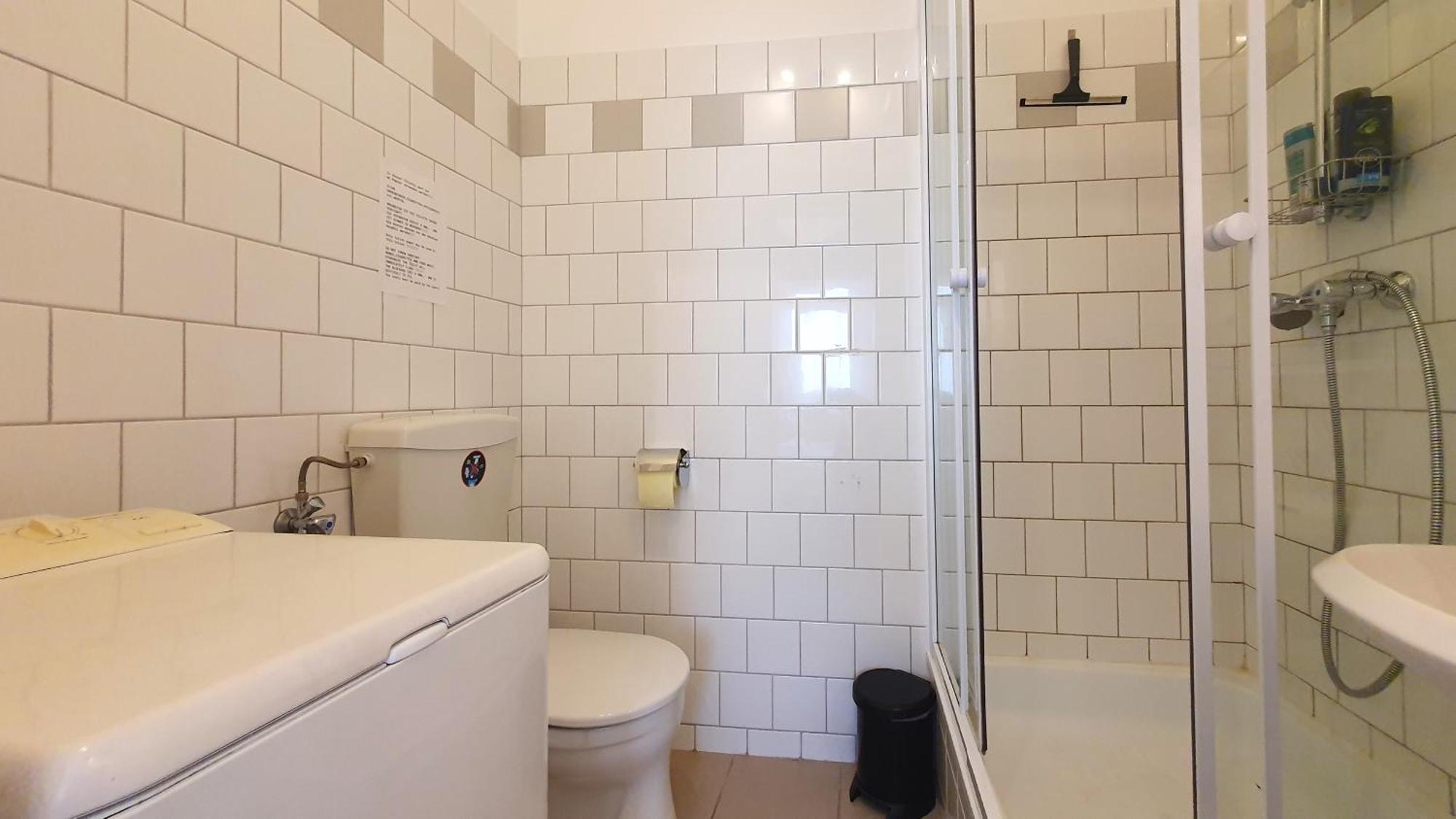 Quiet 2-Room Flat, Walking Distance To City Centre Vienna Exterior photo